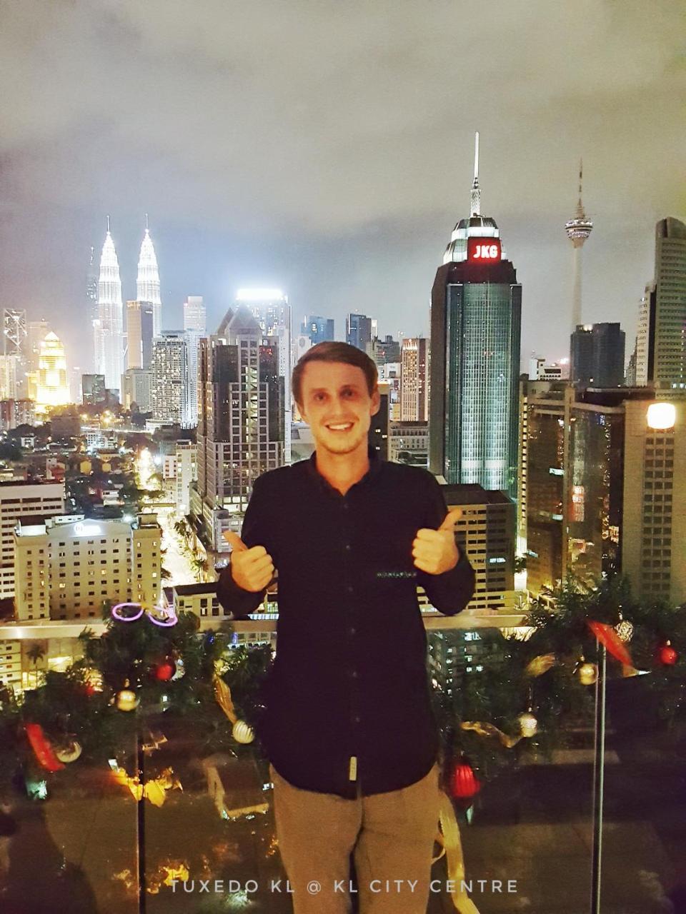Tuxedo Kl No.1 Rooftop Pool W Skyscraper Views Hotel Kuala Lumpur Luaran gambar